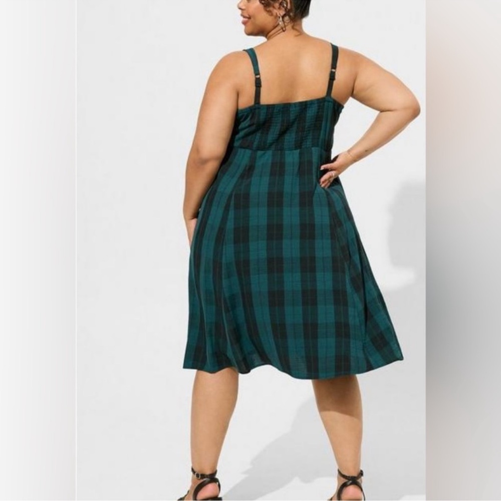 Torrid Green Plaid Button-Front Midi Dress - Picture 3 of 14